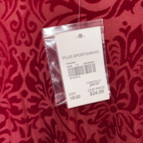 Top - Picture 4 of 8